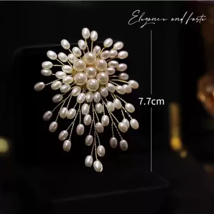 氣質西裝配飾珍珠胸花