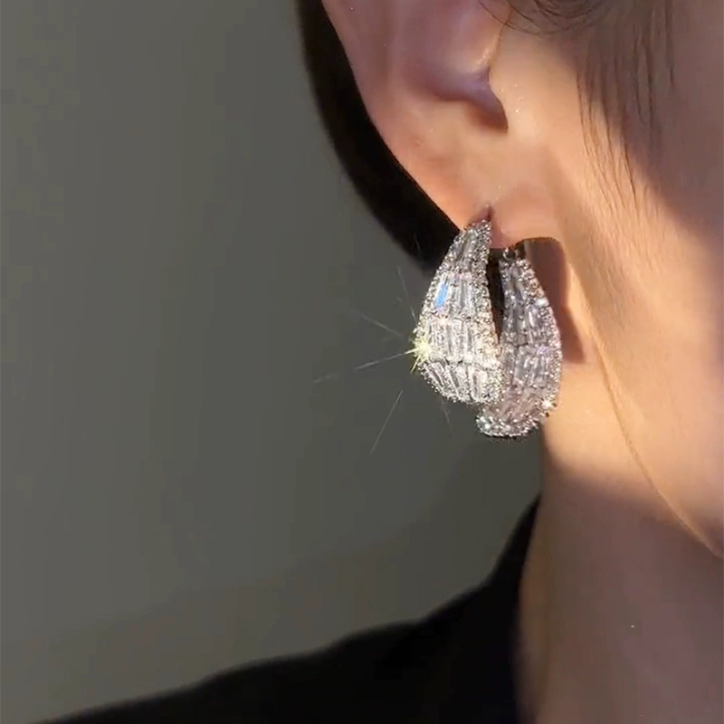 輕奢鋯石交叉耳環