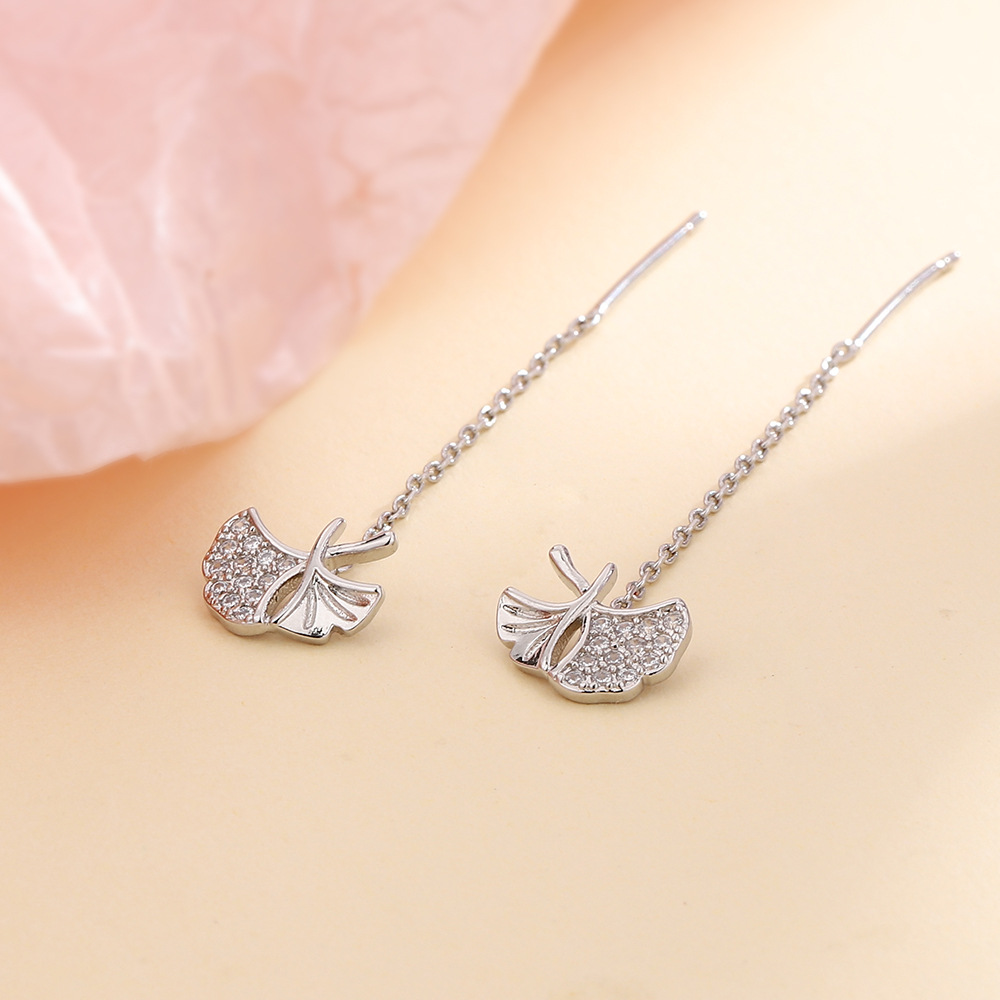 新款精緻百搭耳環  