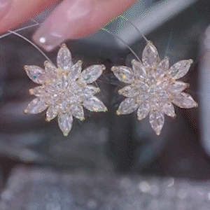 超閃鋯石花朵耳環