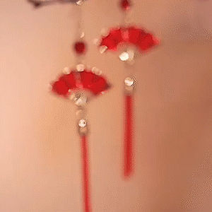 新年紅色扇形流蘇耳環