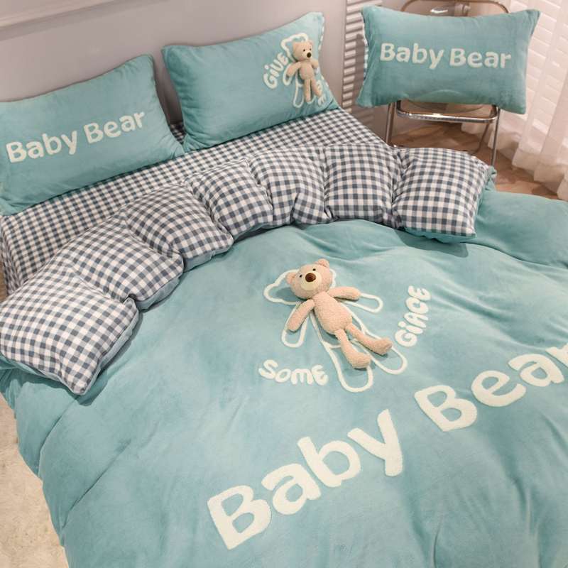 冬季新款可愛超萌寶寶熊牛奶絨四件套 床包款