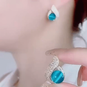 藍色貓眼石水滴耳環