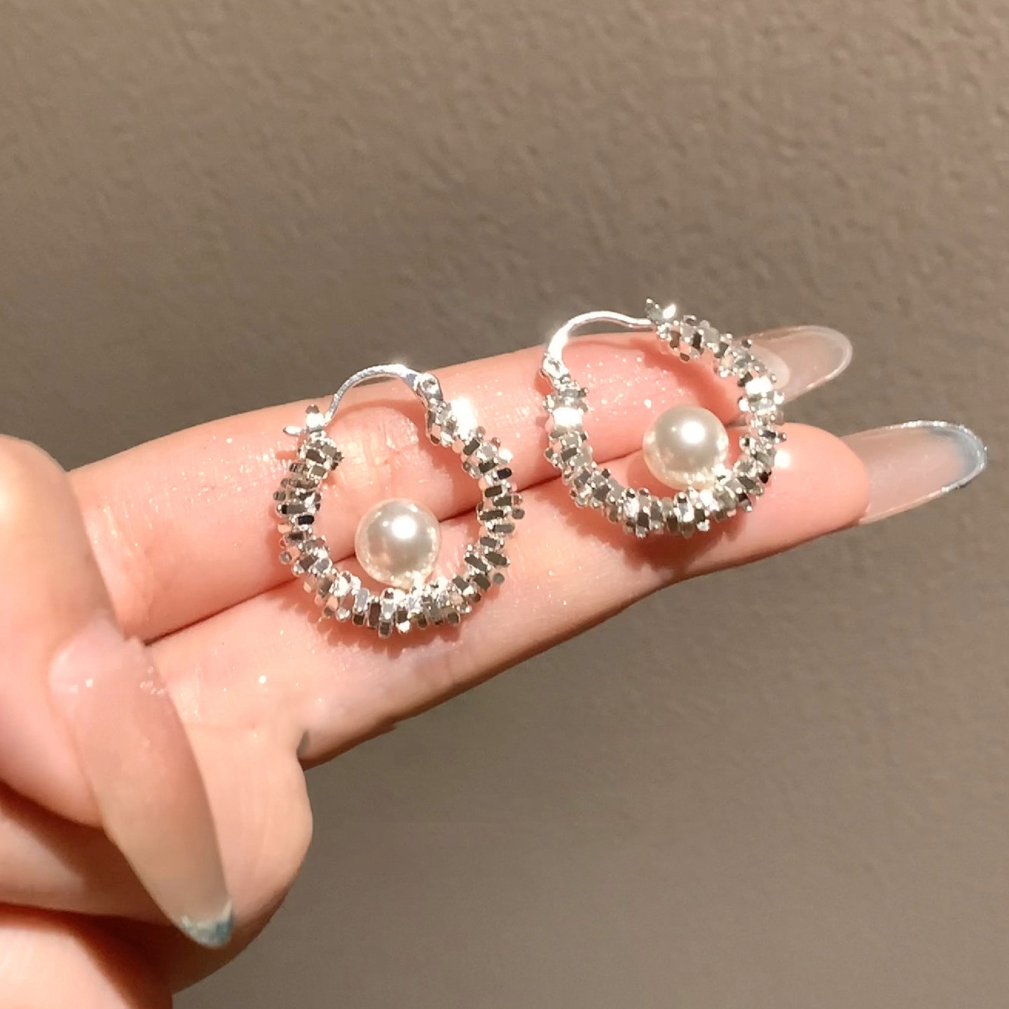 「碎銀珍珠」法式復古耳環