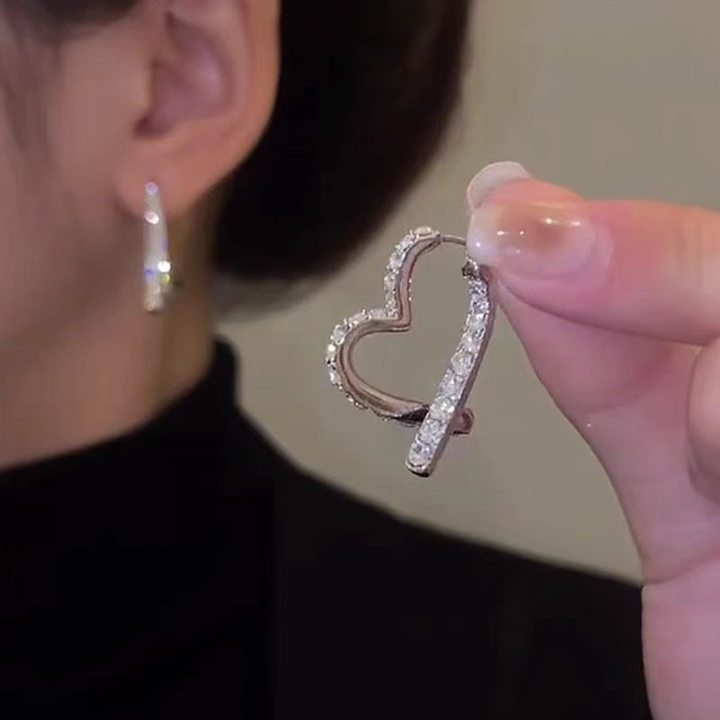 鑲鑽愛心簡約S925銀針耳環