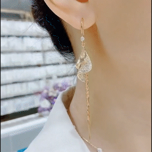 鑲鑽裙擺流蘇耳環