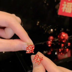 不對稱發財紅色耳環