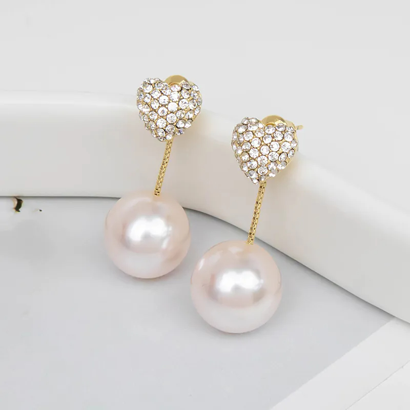 「可愛耀眼」滿鑽珍珠愛心前後扣耳環（一款兩戴）  