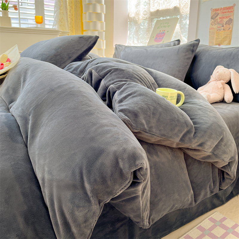 A類高克重牛奶絨純色四件組 床裙*1+枕頭套*2+被套*1