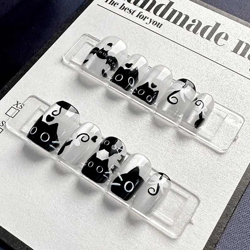 穿戴甲 |黑白貓咪卡通美甲