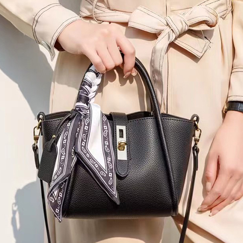 氣質時髦時尚百搭腋下包