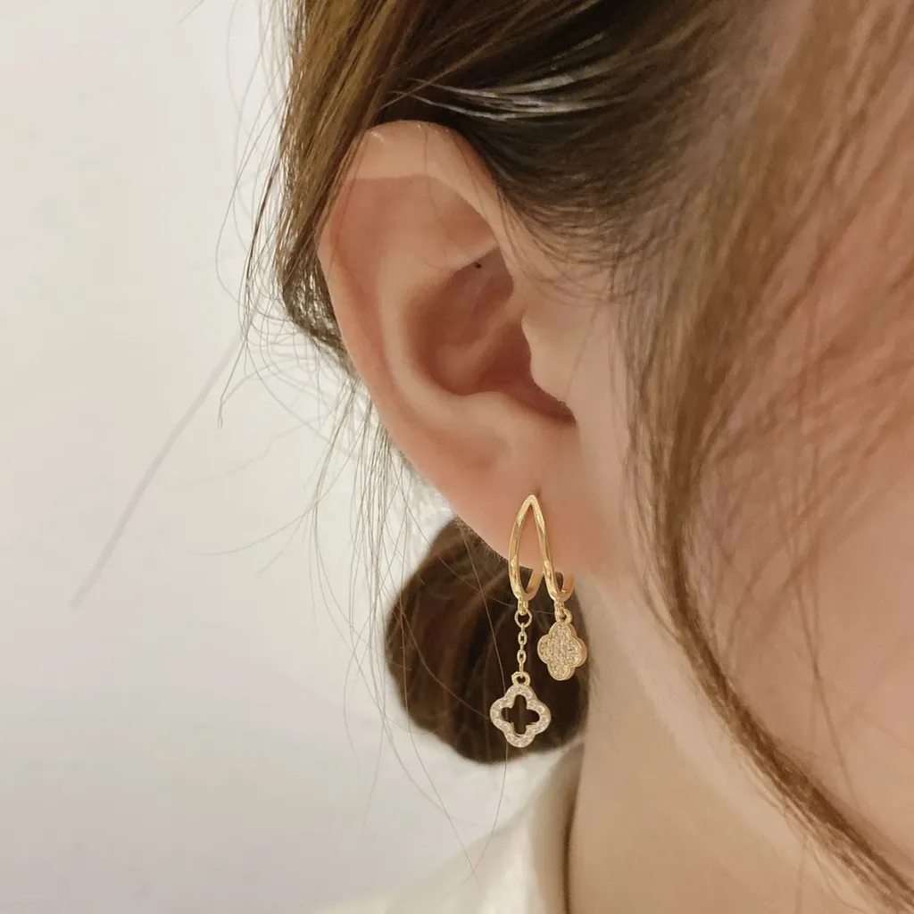 金色雙層四葉草耳環