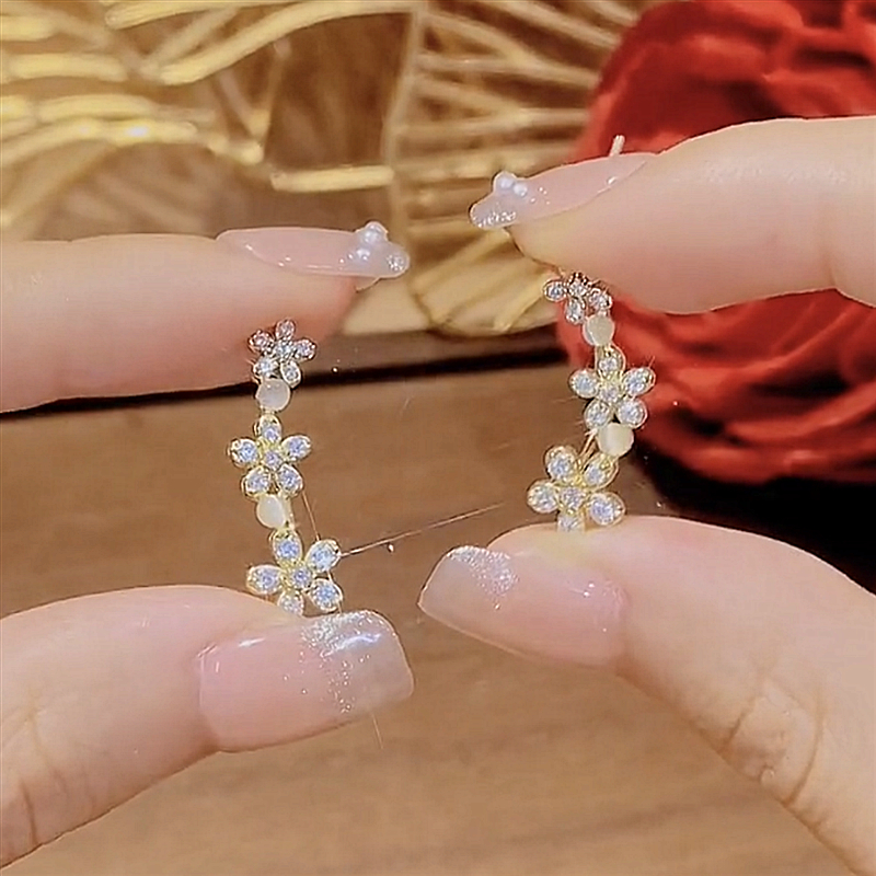 繁花似錦百搭超閃鋯石花朵耳環