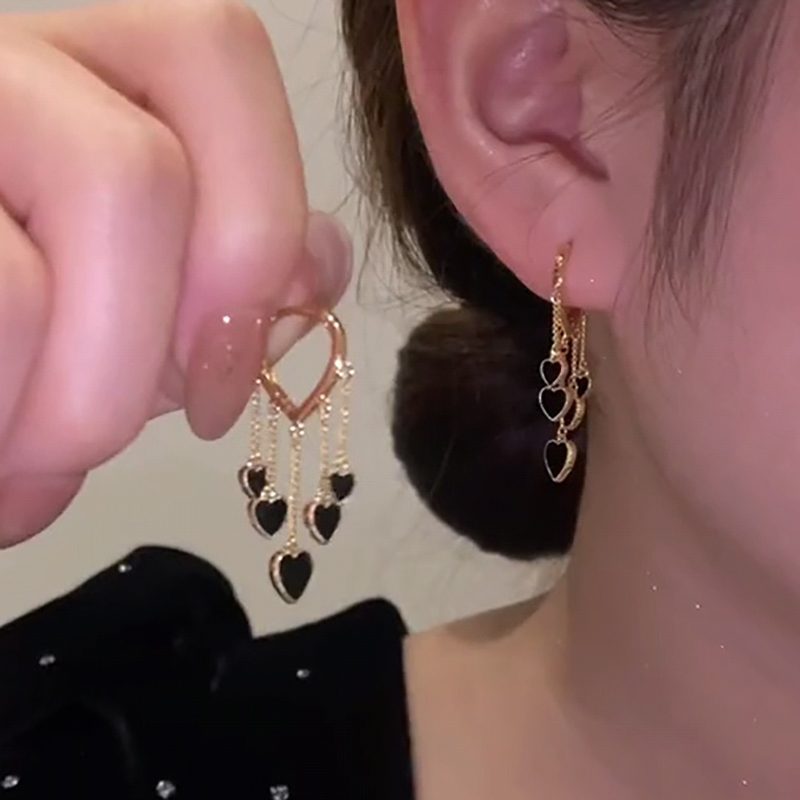 黑桃皇後愛心耳環