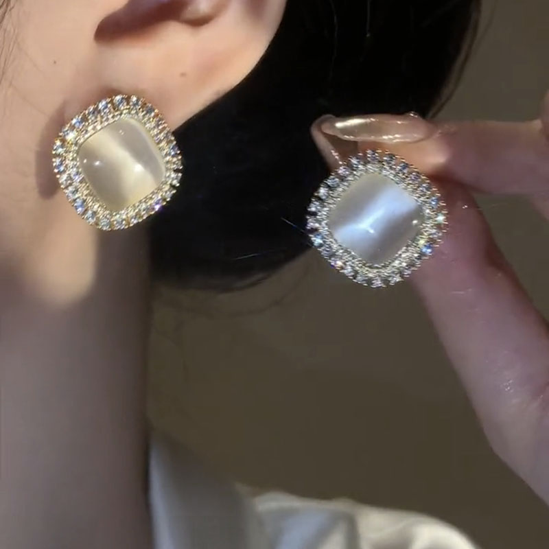 貓眼石銀針復古耳環