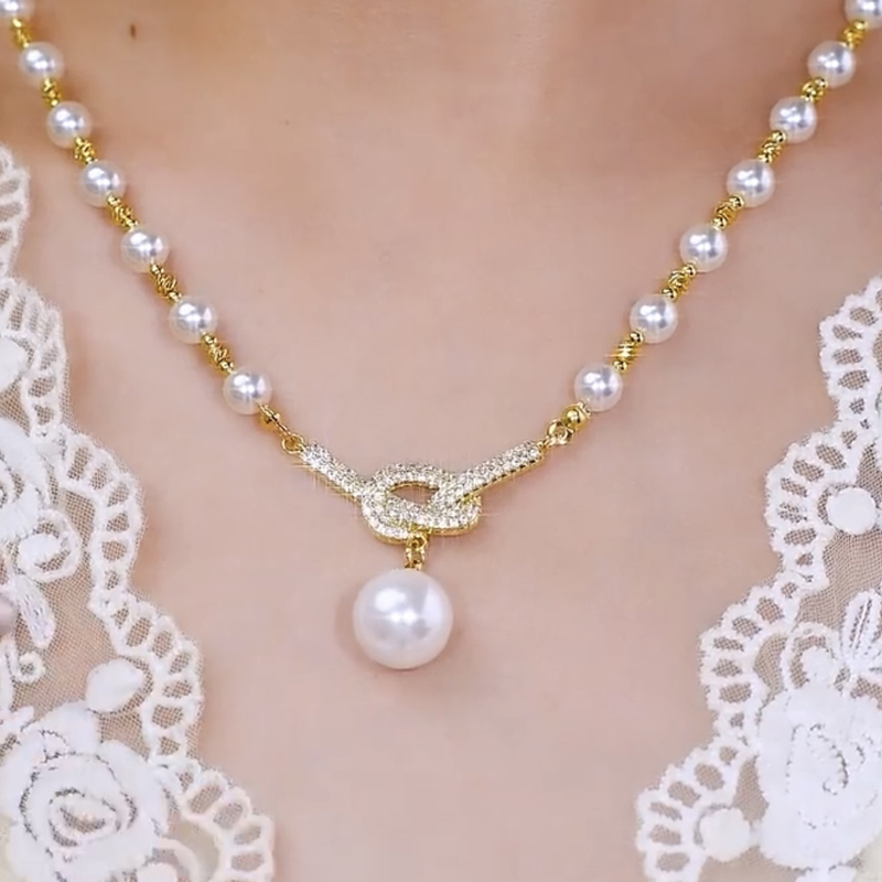 高級設計感滿鑽珍珠項錬