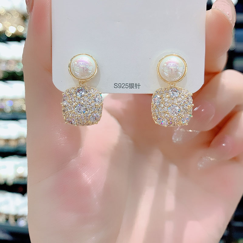 法式輕奢時尚珍珠耳環