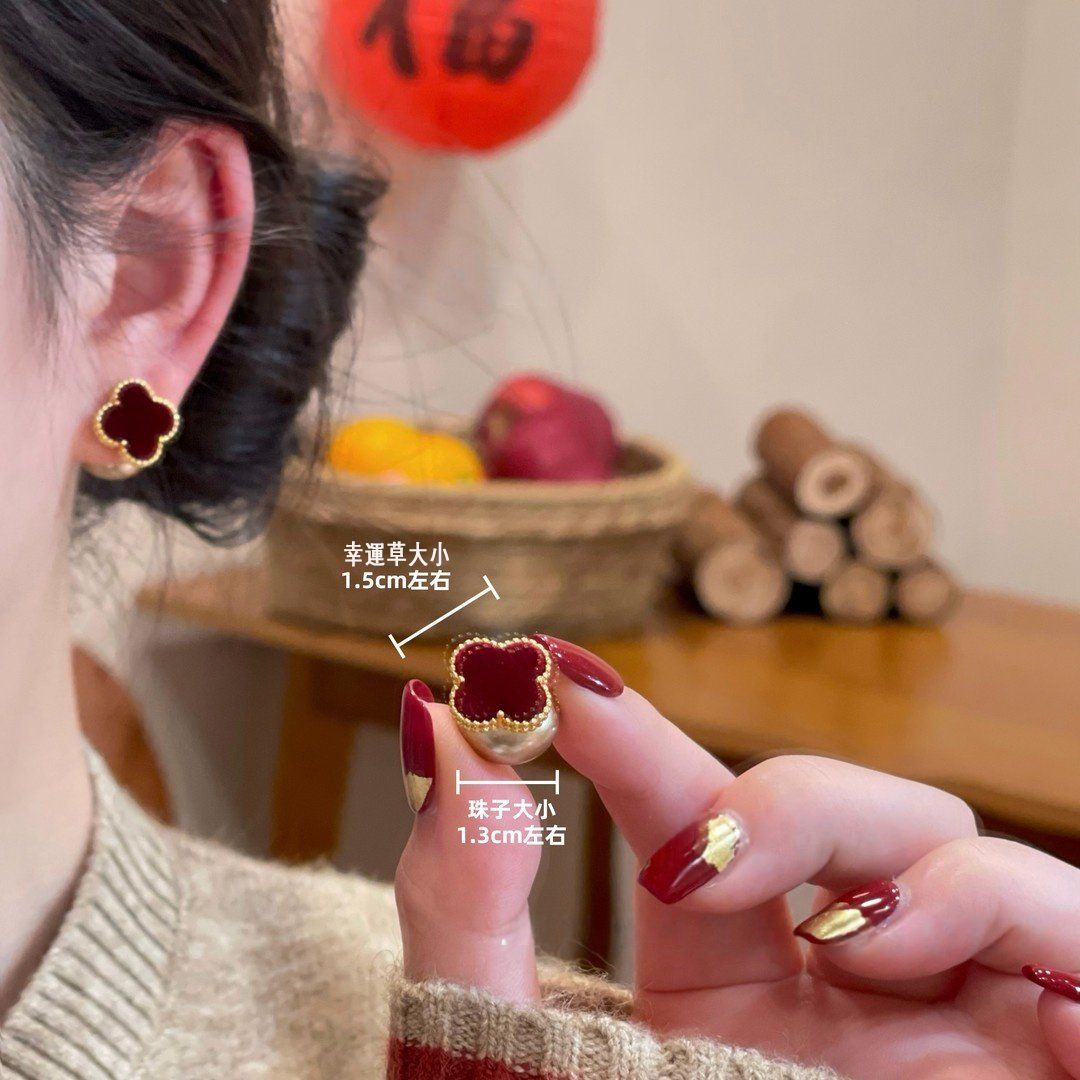 安可拉紅四葉草珍珠耳環