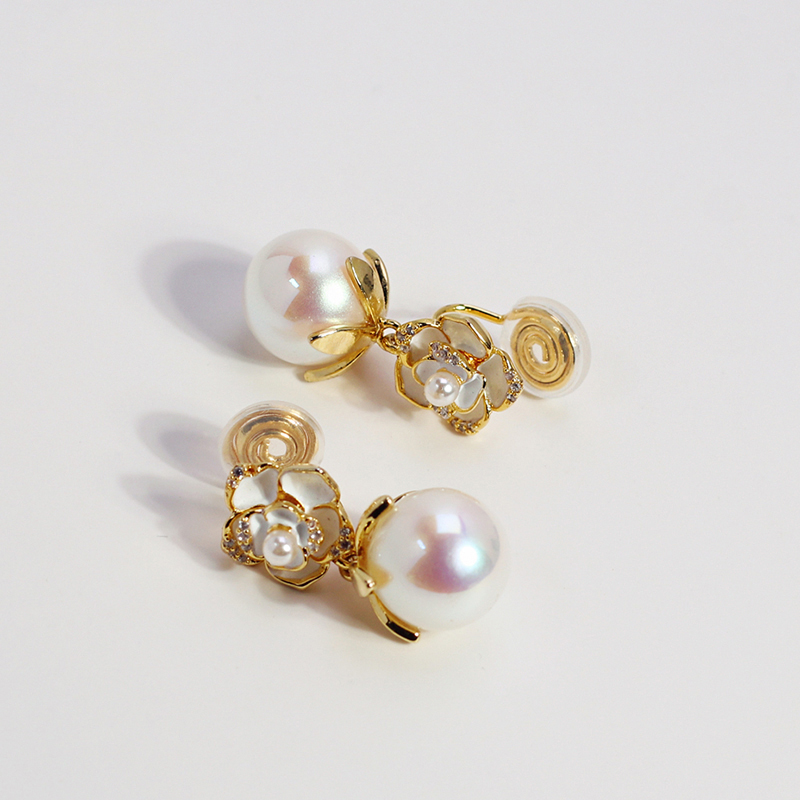 山茶花珍珠蚊香盤耳環