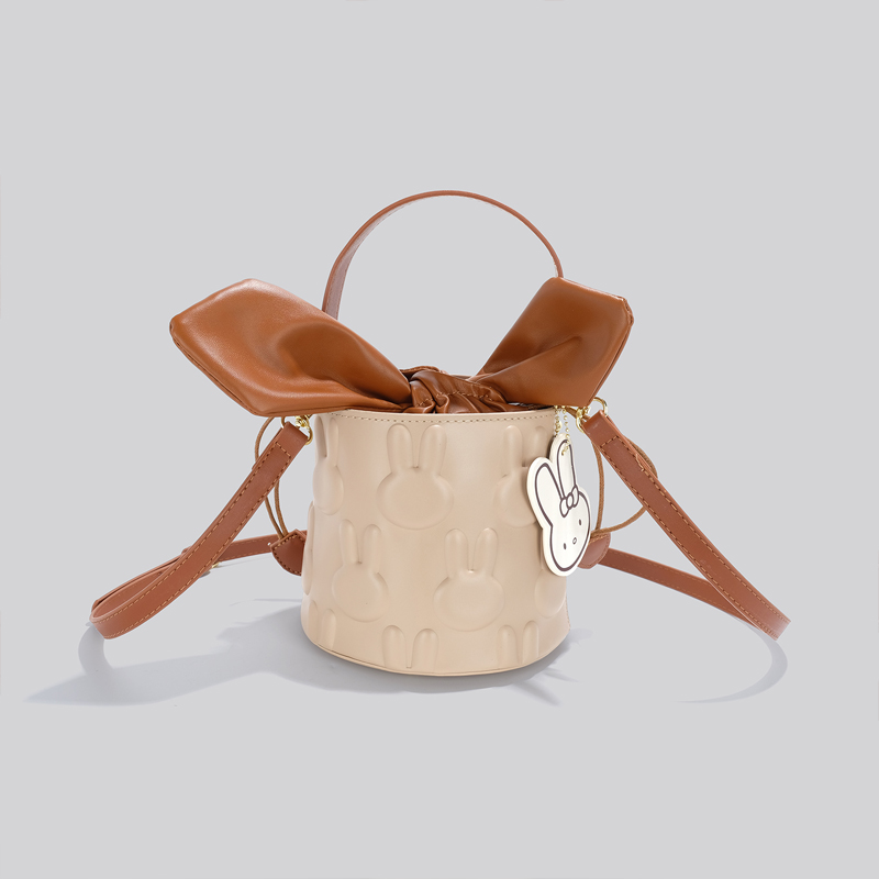 小水桶大容量 斜肩包