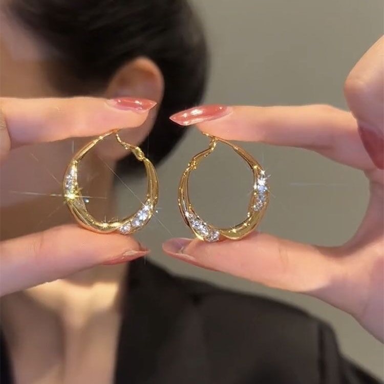 鑲鑽金屬圈圈銀針耳環