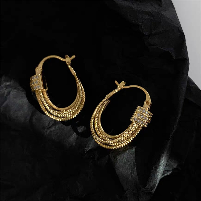 簡約百搭高級感耳圈耳環