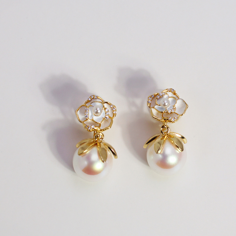 山茶花珍珠蚊香盤耳環