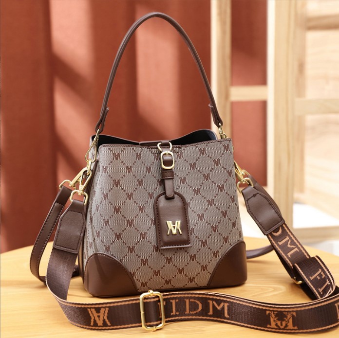 新款時尚韓版水桶包斜肩包