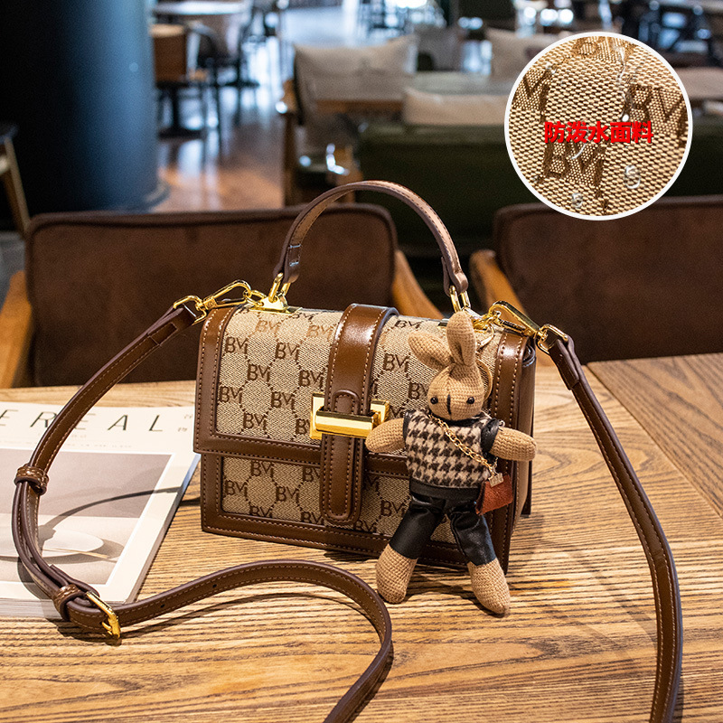 時尚水桶包斜背包質感包包