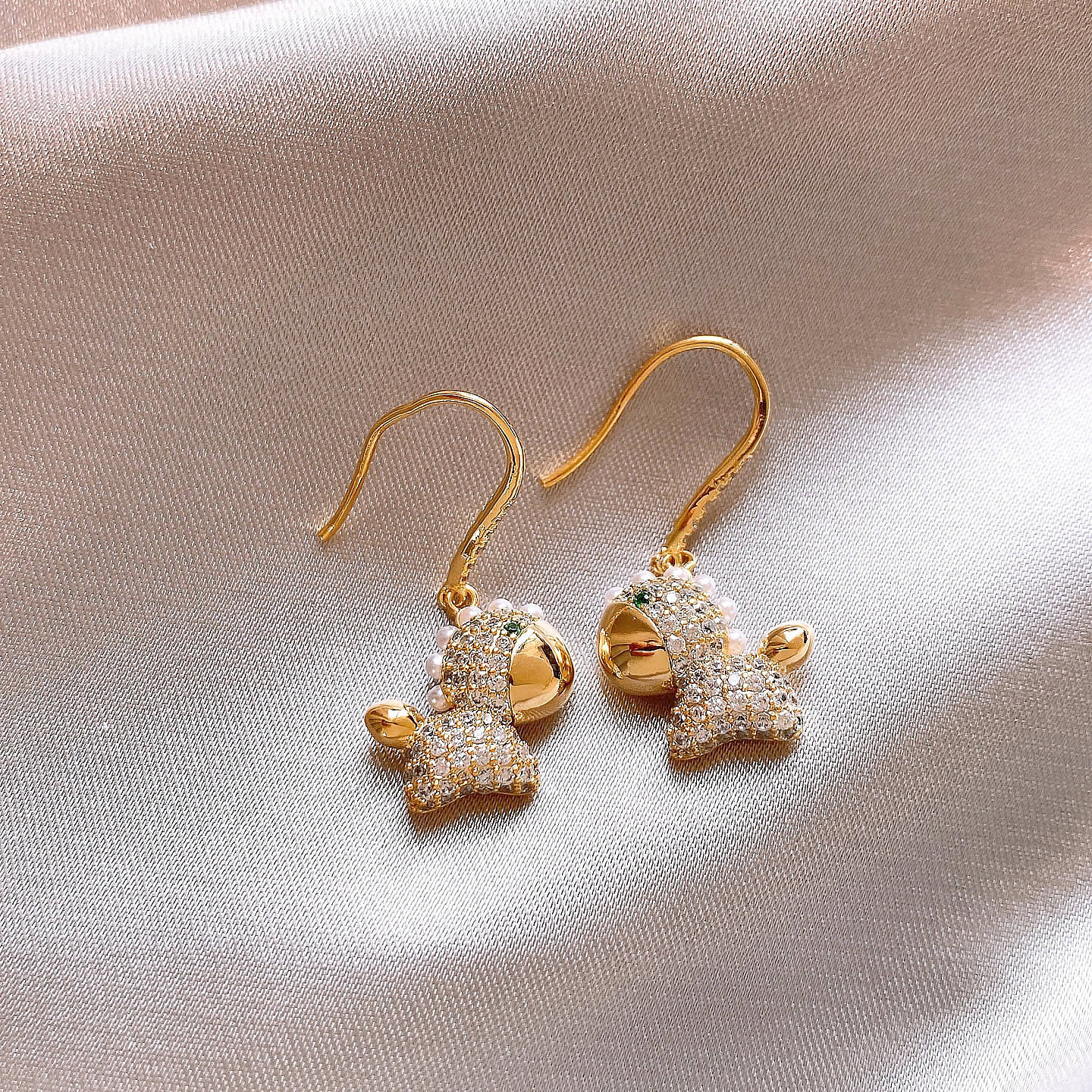 馬年金色滿鑽小馬珍珠耳環