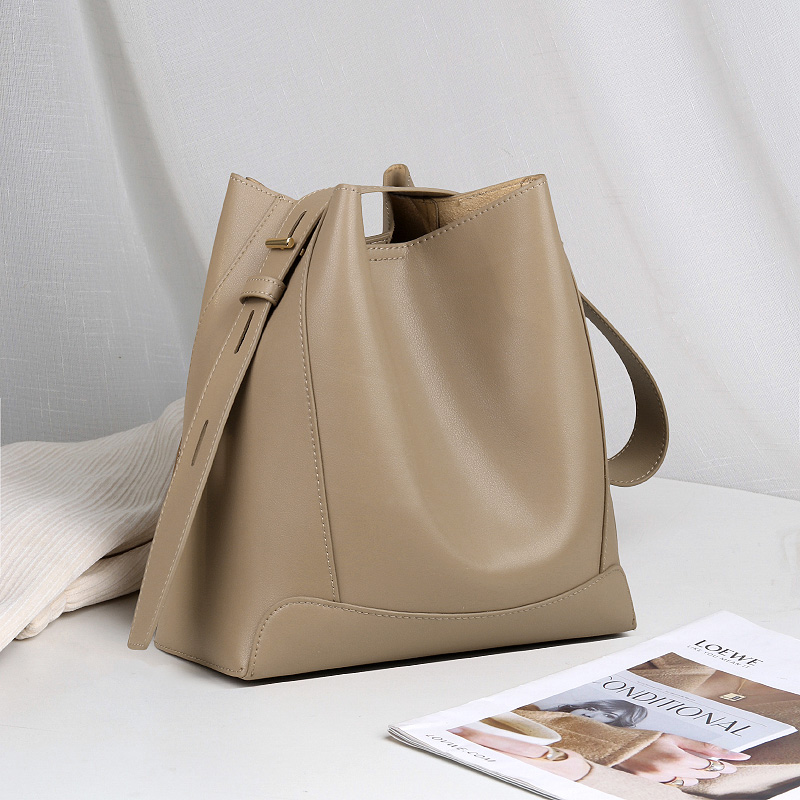 水桶包 大容量通勤托特包