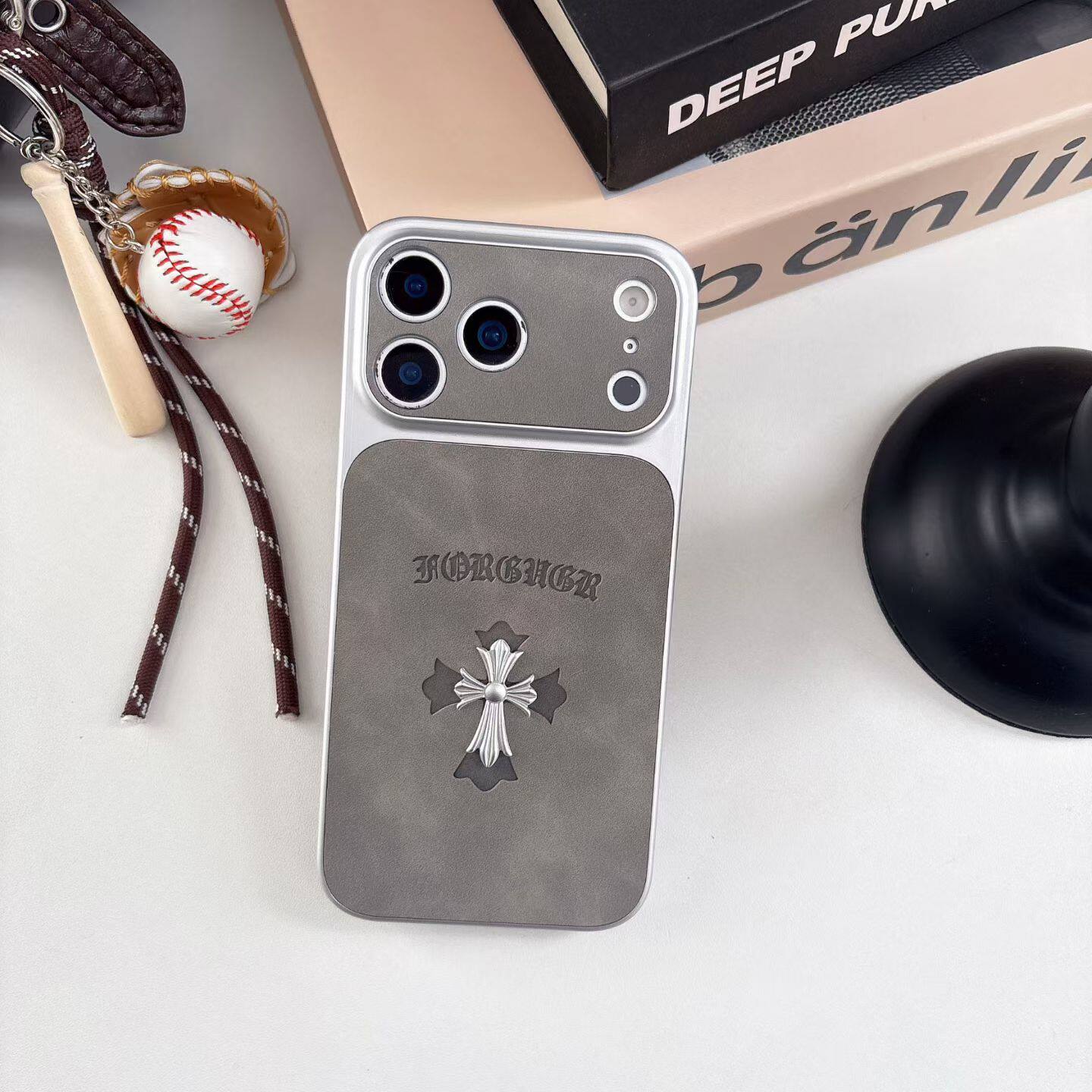 潮牌立體克羅心蘋果保護殼