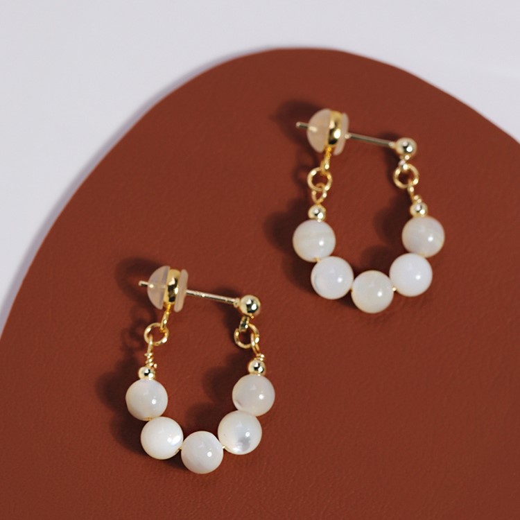五顆珍珠貝珠無耳洞耳環