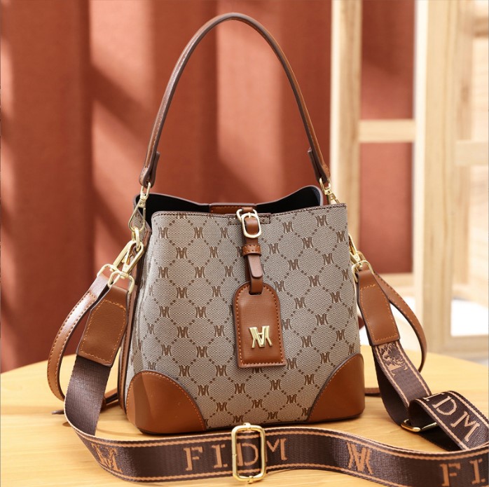 新款時尚韓版水桶包斜肩包