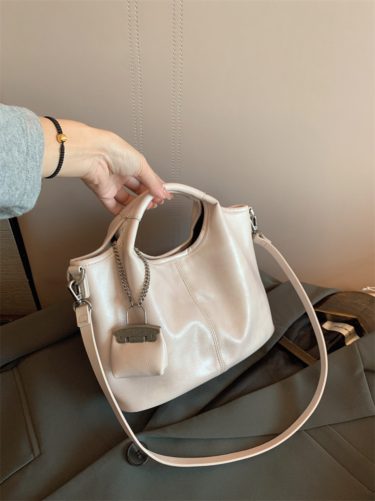 新款復古時尚斜肩包手提包