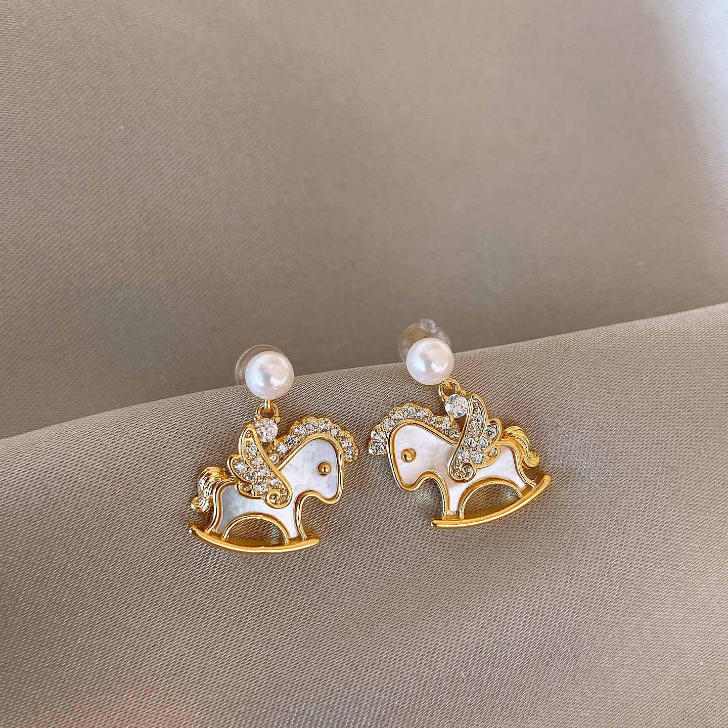 新年紅色珍珠小馬本命年馬年耳環