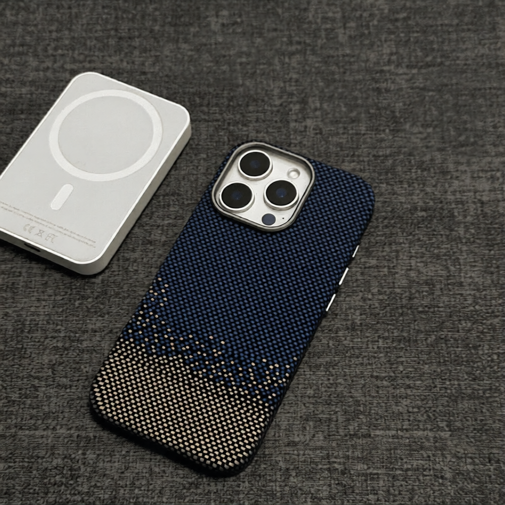 Magsafe磁吸碳纖維磨砂iphone保護殼