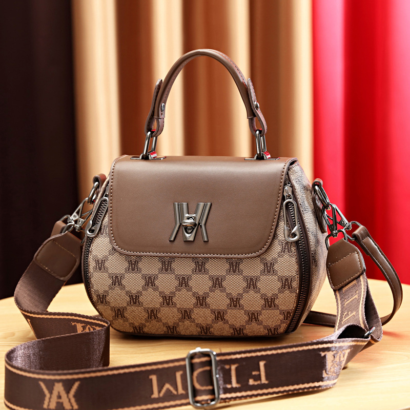 【沫緹甄選】便捷小巧皮革大容量時尚美女手提包