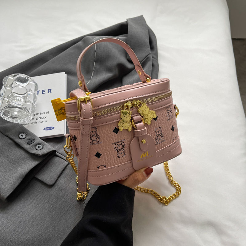 皮革百搭水桶包斜挎包    