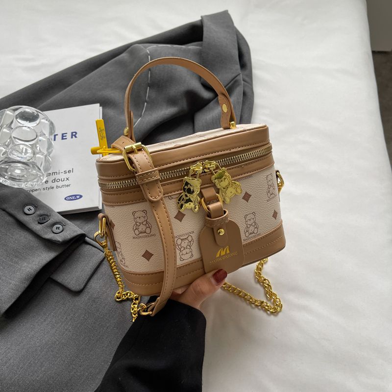 皮革百搭水桶包斜挎包    