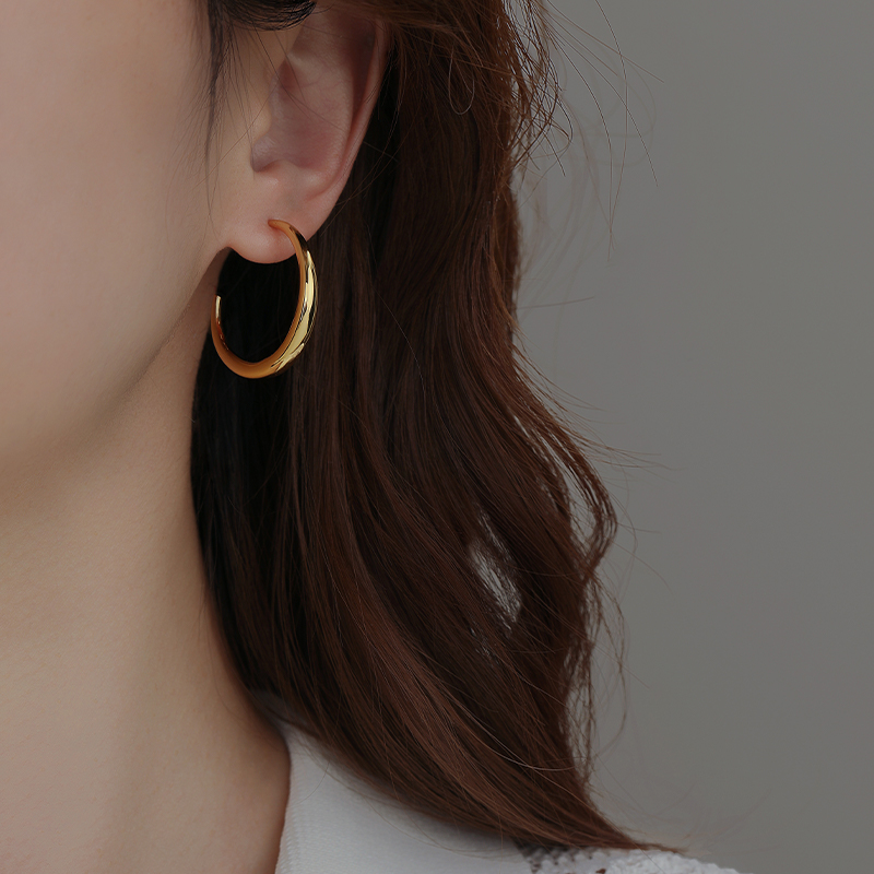 冷淡風圈圈金屬耳環