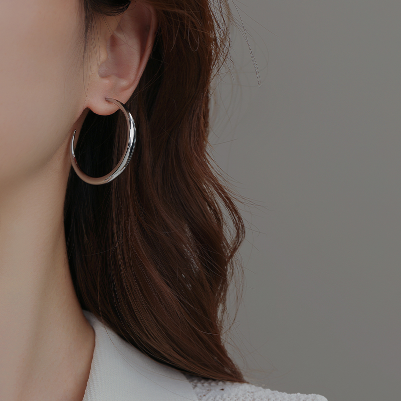 冷淡風圈圈金屬耳環