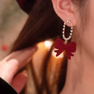 在逃公主蝴蝶結水晶耳環