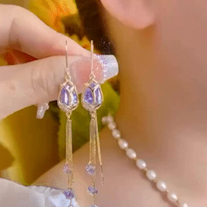 優雅紫色花朵耳環