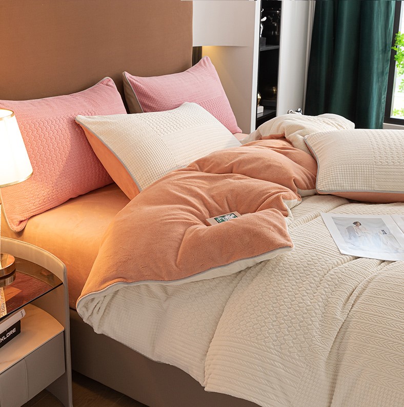 100%珊瑚絨 法蘭絨 擼貓感 3D立體雕花 盡顯高端奢華