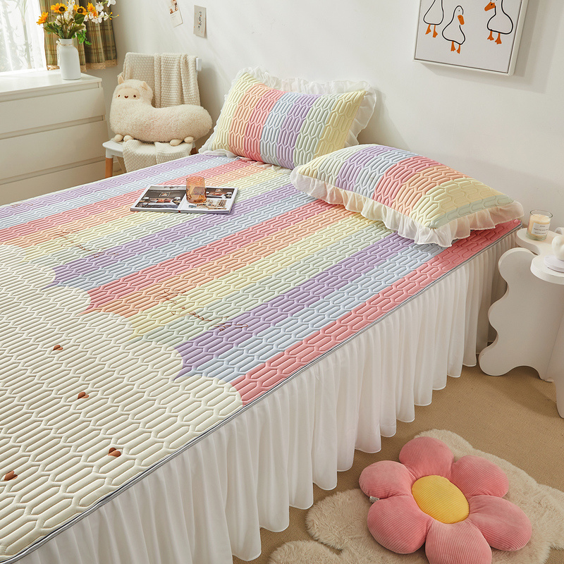 多款花色 蕾絲邊【乳膠涼席】防滑設計 涼爽一整晚