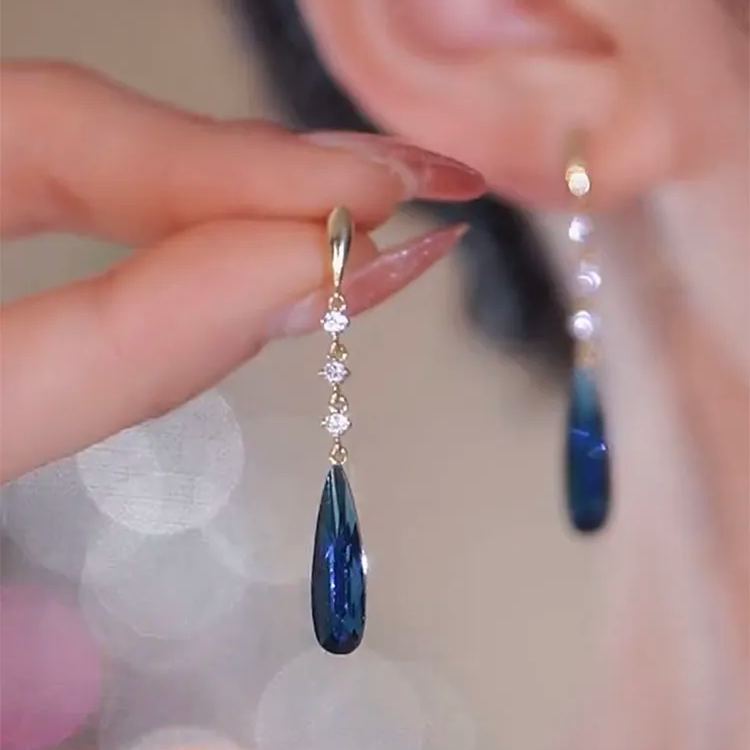 藍色水晶流蘇耳環           