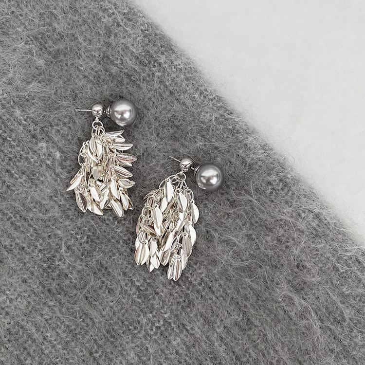 「羽翼」清冷感灰珍珠麥穗耳環