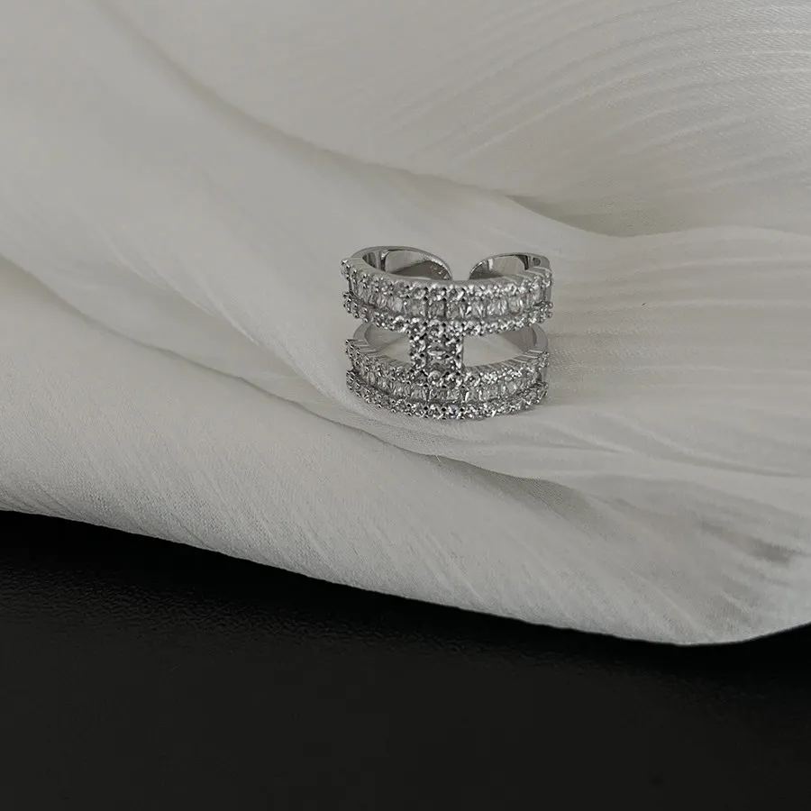 爆閃H字母排鑽銀色開口戒指