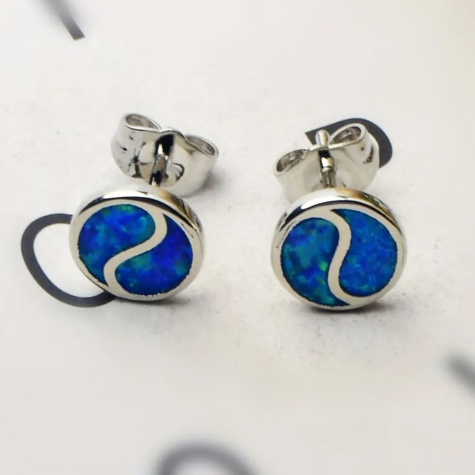 新款精緻百搭耳環  